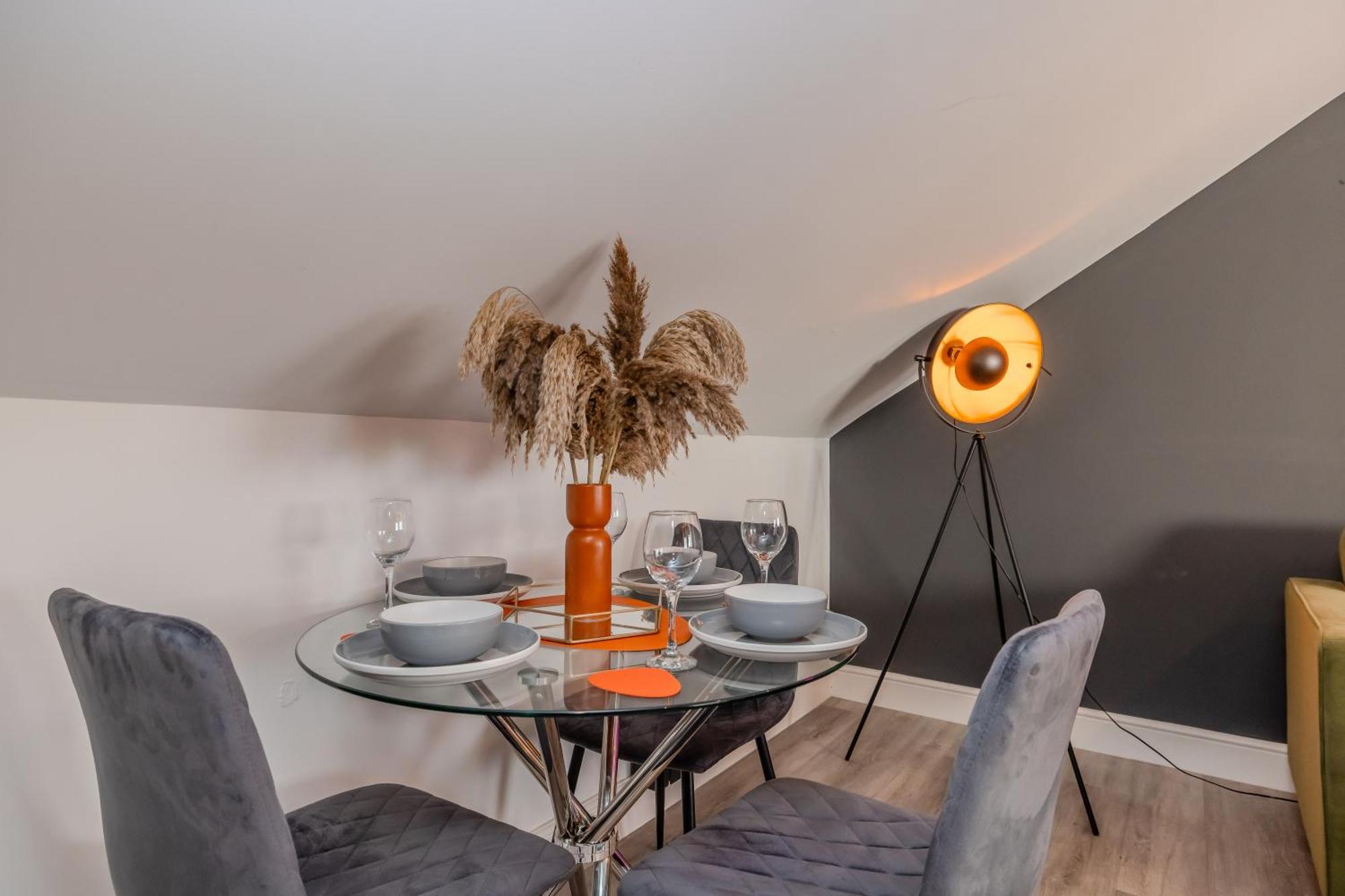 Luxe City Living L 2-Bedroom Flat With Free Parking Brighton Kültér fotó